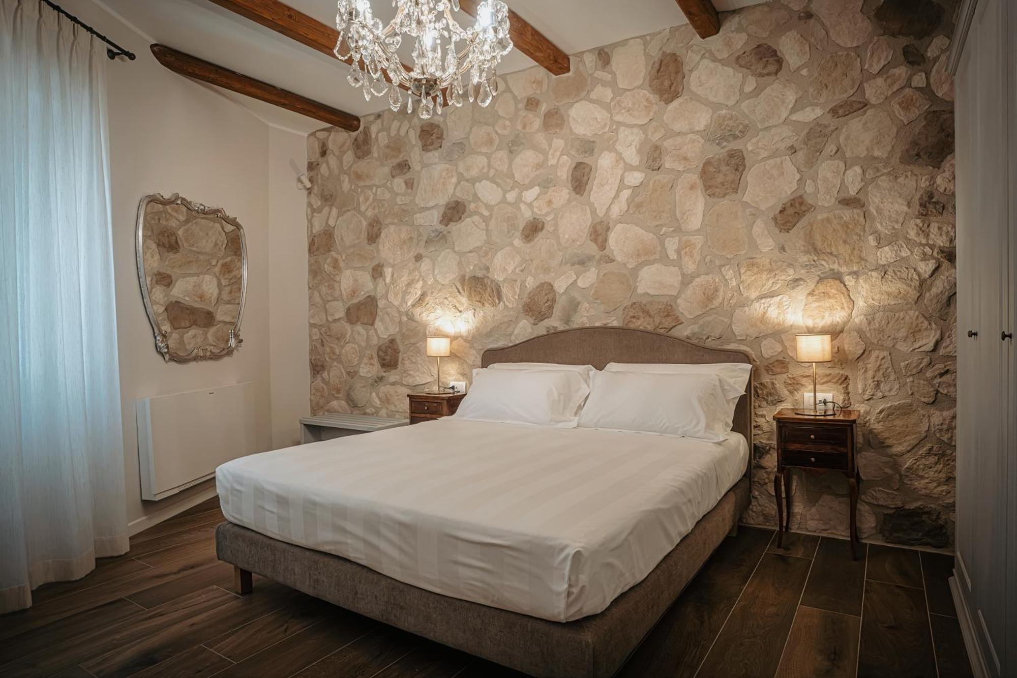 Dimora Lombardi Hotel Matera Ngoại thất bức ảnh
